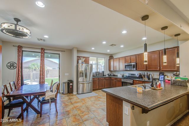 1260 W LOEMANN Drive, San Tan Valley, AZ 85143
