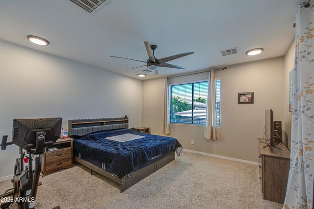 1260 W LOEMANN Drive, San Tan Valley, AZ 85143