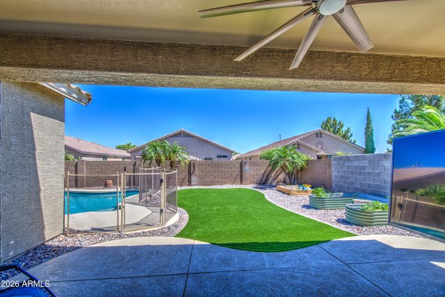 1260 W LOEMANN Drive, San Tan Valley, AZ 85143