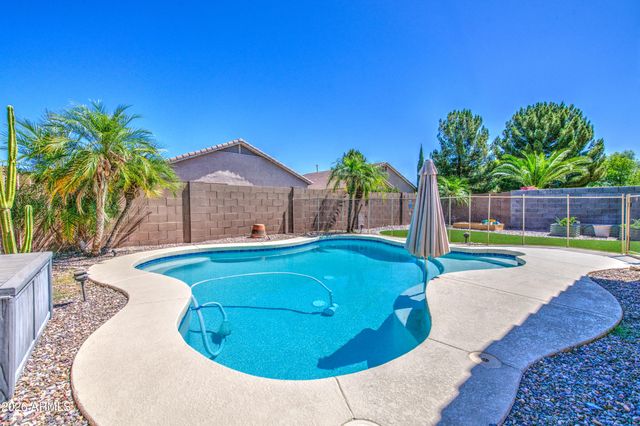 1260 W LOEMANN Drive, San Tan Valley, AZ 85143