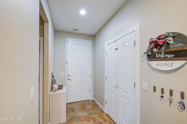 1260 W LOEMANN Drive, San Tan Valley, AZ 85143