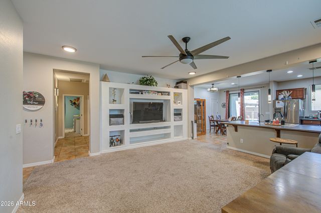 1260 W LOEMANN Drive, San Tan Valley, AZ 85143