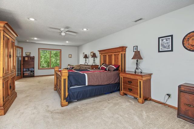 3066 Greenbrier Street, Little Canada, MN 55117