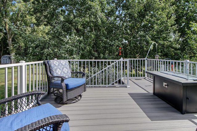 3066 Greenbrier Street, Little Canada, MN 55117