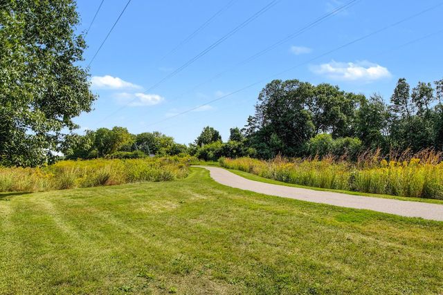 3066 Greenbrier Street, Little Canada, MN 55117