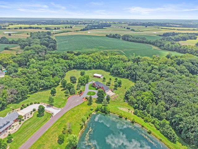 18302 HUNTERS RIDGE CT., Boonville, MO 65233