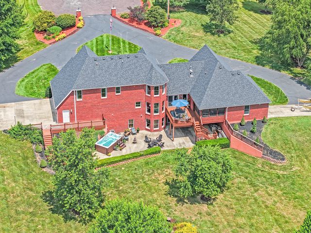 18302 HUNTERS RIDGE CT., Boonville, MO 65233