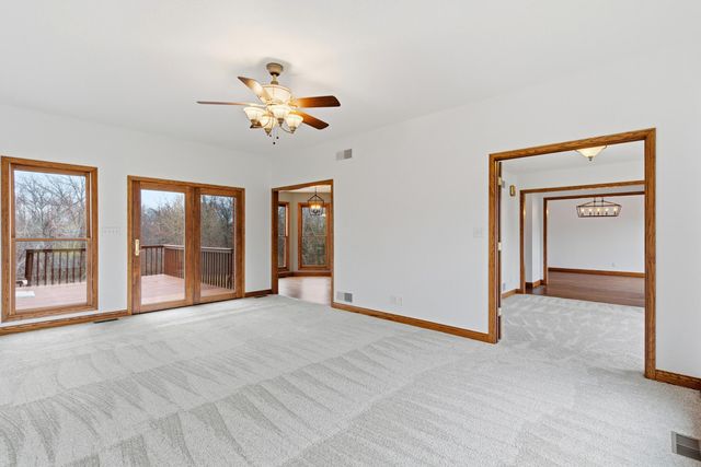 18302 HUNTERS RIDGE CT., Boonville, MO 65233