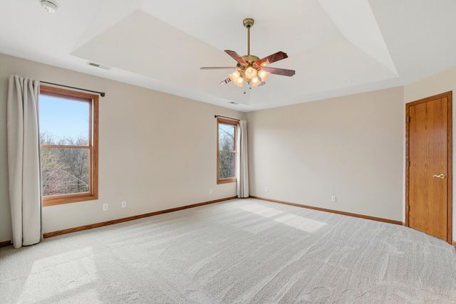 18302 HUNTERS RIDGE CT., Boonville, MO 65233