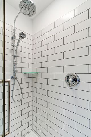 18302 HUNTERS RIDGE CT., Boonville, MO 65233