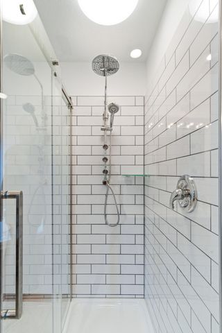 18302 HUNTERS RIDGE CT., Boonville, MO 65233