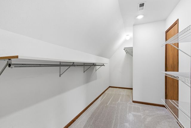 18302 HUNTERS RIDGE CT., Boonville, MO 65233