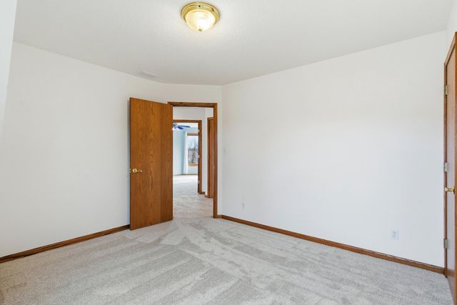 18302 HUNTERS RIDGE CT., Boonville, MO 65233