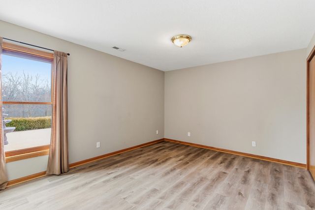 18302 HUNTERS RIDGE CT., Boonville, MO 65233