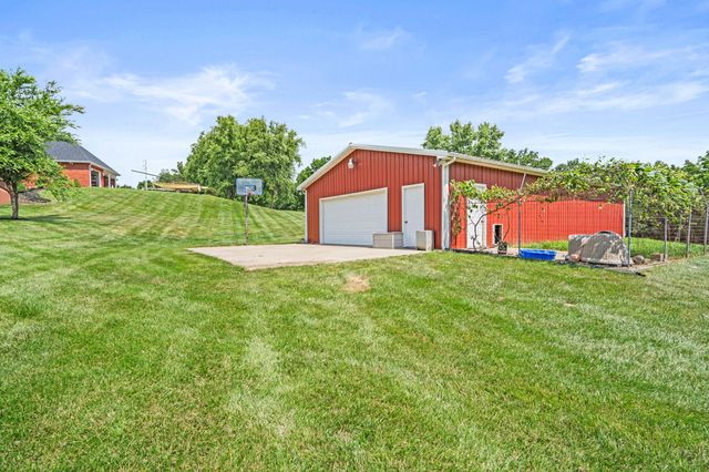 18302 HUNTERS RIDGE CT., Boonville, MO 65233