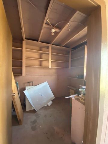 424 W B Ave, Kingsville, TX 78363