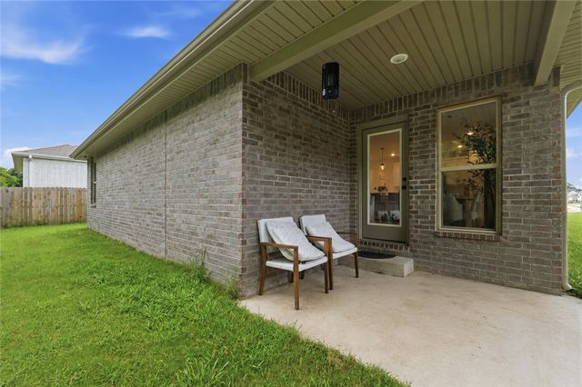 1601 Ataway Street, Pea Ridge, AR 72751
