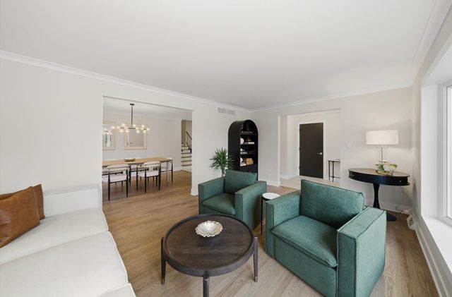 7725 Sawyer Road, Darien, IL 60561