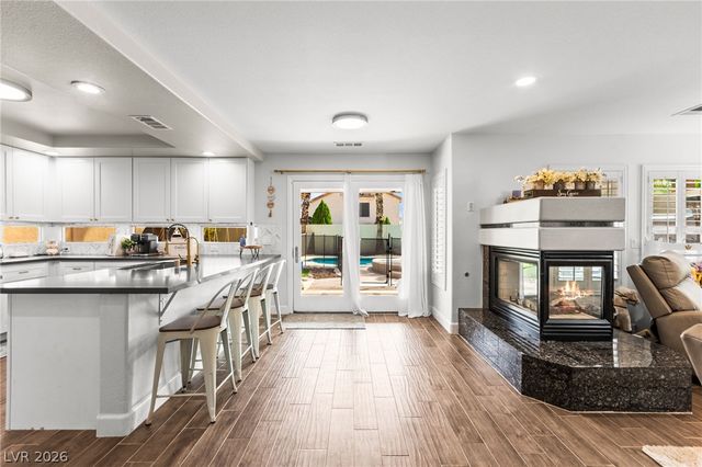 8213 Fawn Heather Court, Las Vegas, NV 89149