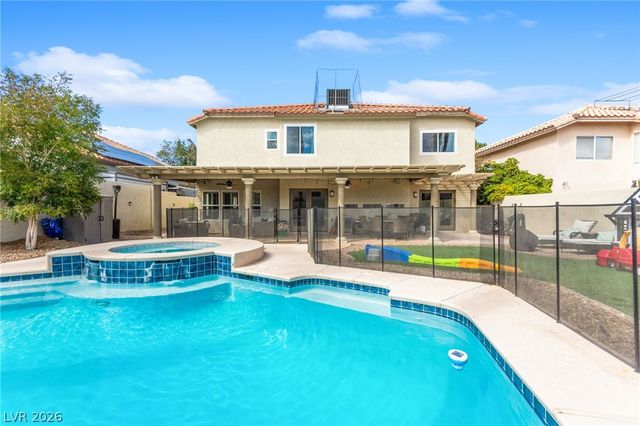 8213 Fawn Heather Court, Las Vegas, NV 89149