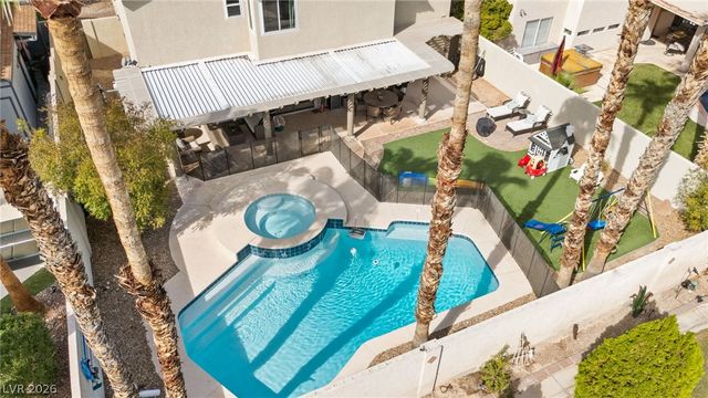 8213 Fawn Heather Court, Las Vegas, NV 89149