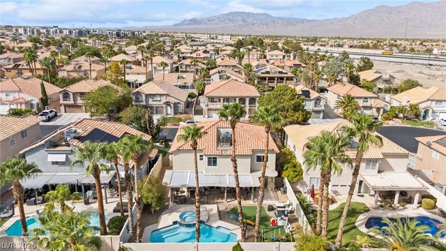 8213 Fawn Heather Court, Las Vegas, NV 89149