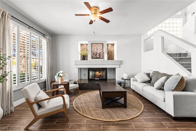 8213 Fawn Heather Court, Las Vegas, NV 89149