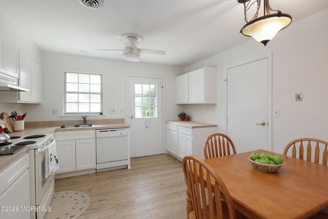 51A Cambridge Circle, Manchester, NJ 08759
