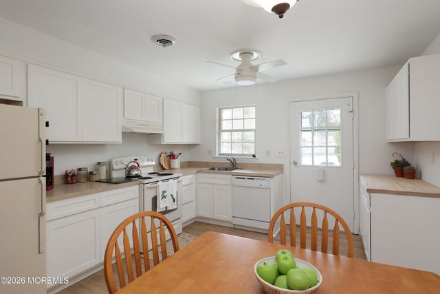 51A Cambridge Circle, Manchester, NJ 08759