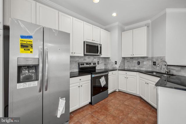 6631 THURLTON DR, Alexandria, VA 22315