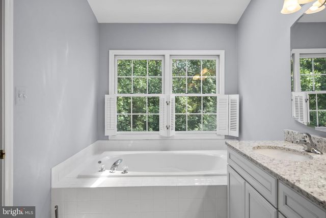 6631 THURLTON DR, Alexandria, VA 22315