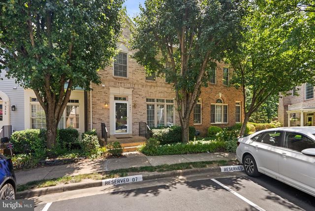 6631 THURLTON DR, Alexandria, VA 22315
