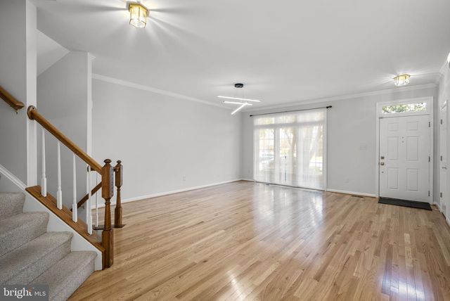 6631 THURLTON DR, Alexandria, VA 22315