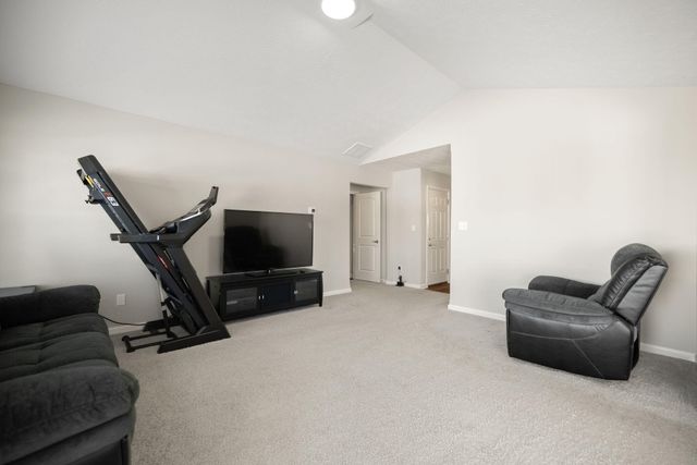 135 White Owl Way, Georgetown, KY 40324