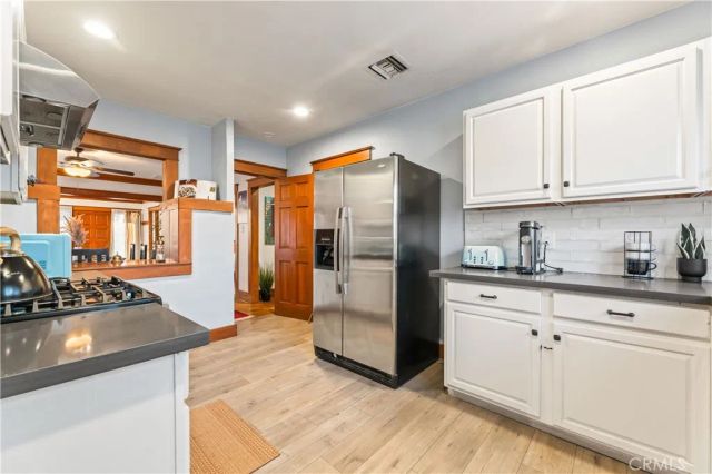 736 Redonde Avenue, Long Beach, CA 90804