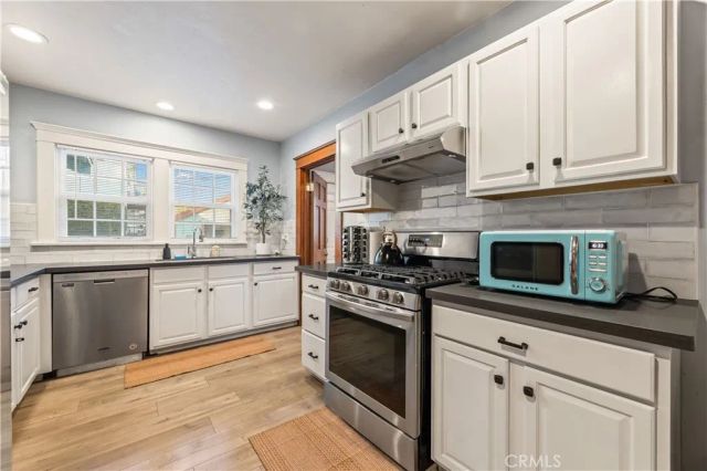 736 Redonde Avenue, Long Beach, CA 90804
