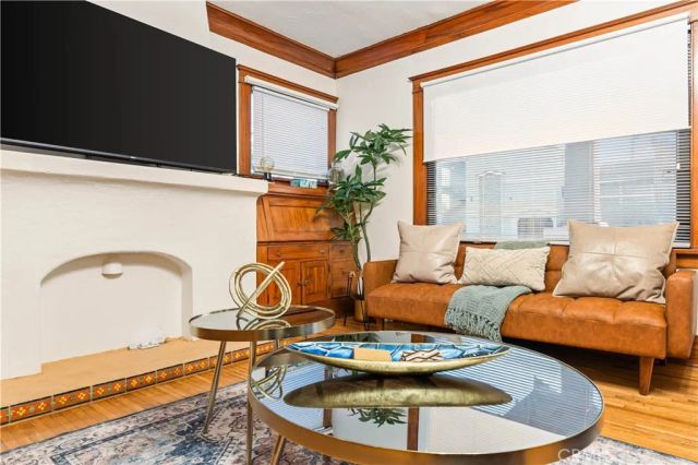 736 Redonde Avenue, Long Beach, CA 90804