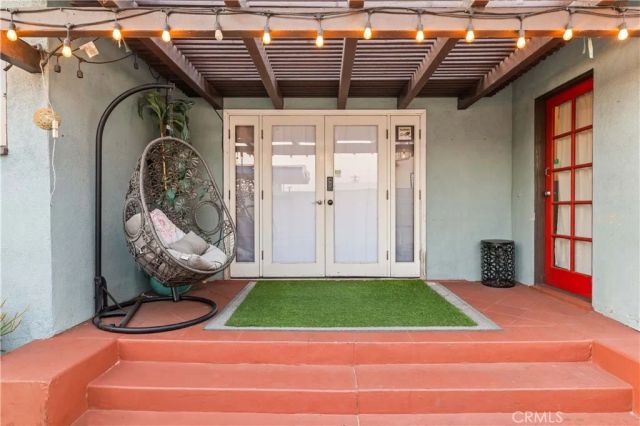 736 Redonde Avenue, Long Beach, CA 90804