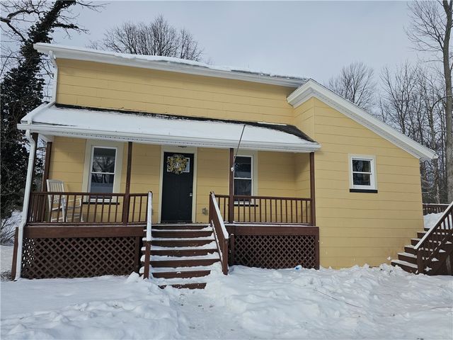 7 North Street, Gaines, NY 14411