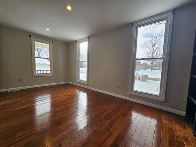 7 North Street, Gaines, NY 14411