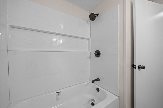 30 Hollywood Avenue, Coventry, RI 02816