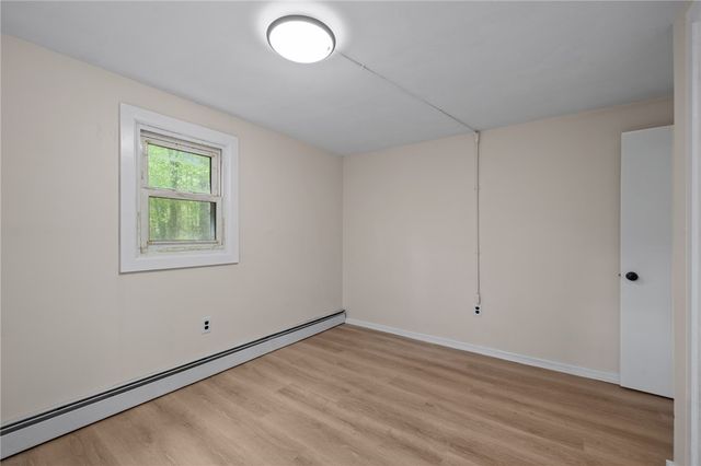 30 Hollywood Avenue, Coventry, RI 02816