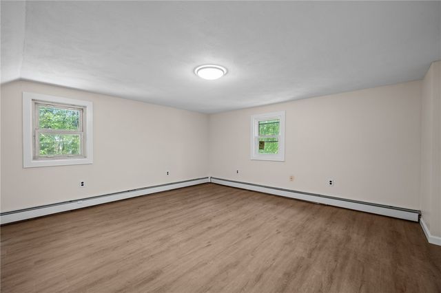30 Hollywood Avenue, Coventry, RI 02816