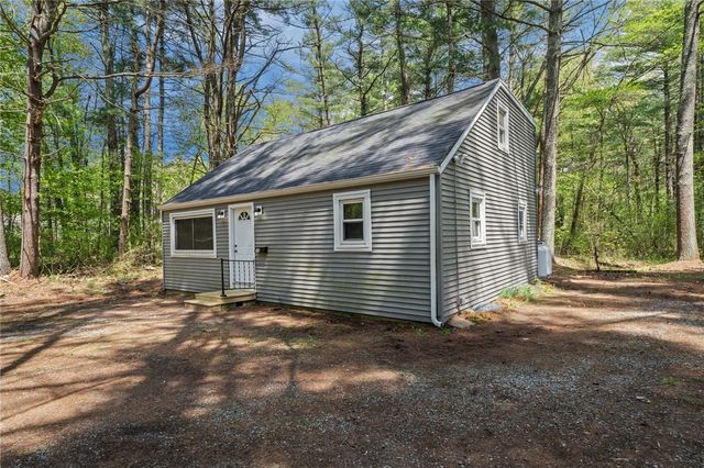 30 Hollywood Avenue, Coventry, RI 02816