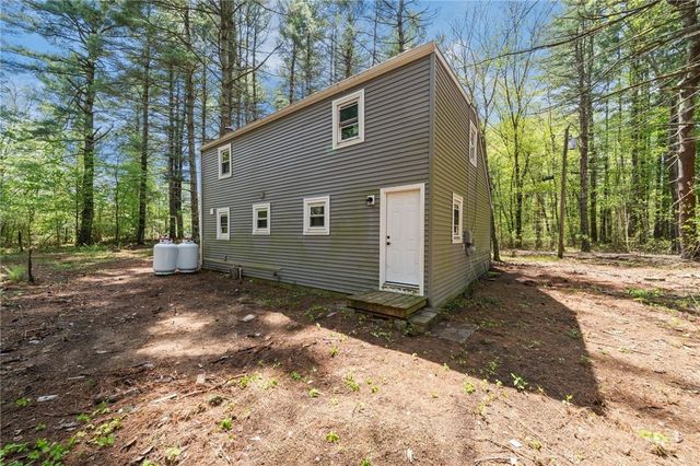 30 Hollywood Avenue, Coventry, RI 02816