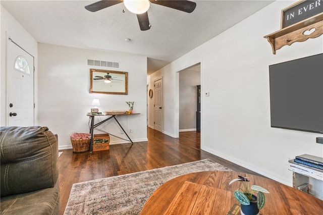 107 N 80 Terrace, Kansas City, KS 66111