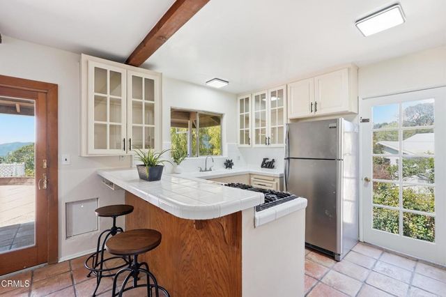 3126 Henrietta Avenue, La Crescenta, CA 91214