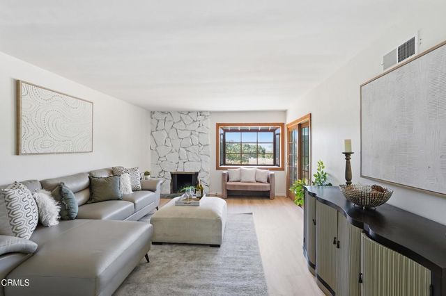 3126 Henrietta Avenue, La Crescenta, CA 91214