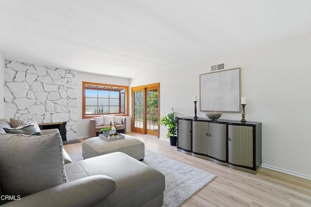 3126 Henrietta Avenue, La Crescenta, CA 91214