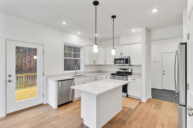 10 Dogwood Circle 10 Barton Plan, Milton, VT 05468